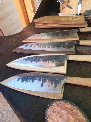 Scharfe Messer in der Küche